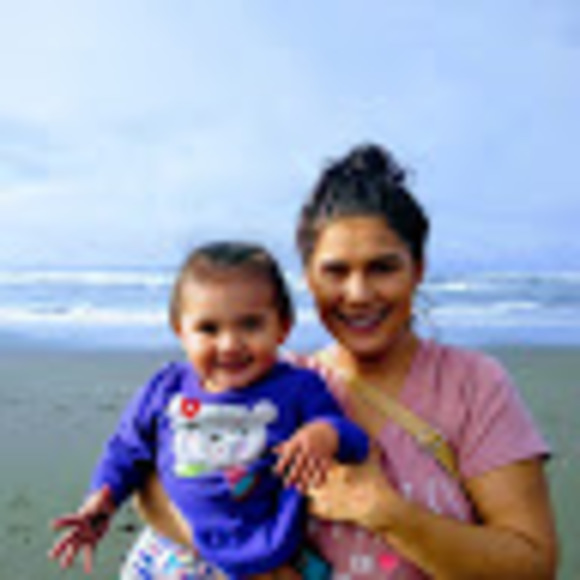 Meet your Posher, Elisabeth - Picture 1 of 1